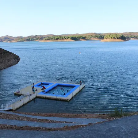 Monte Das Cercas Casa de Campo